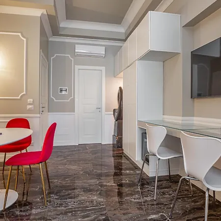 Luxury Over Time * Roma